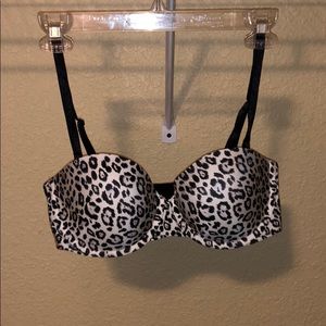 Victoria’s Secret convertible bra